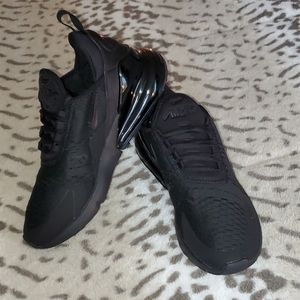 Nike Air 270 Triple Black